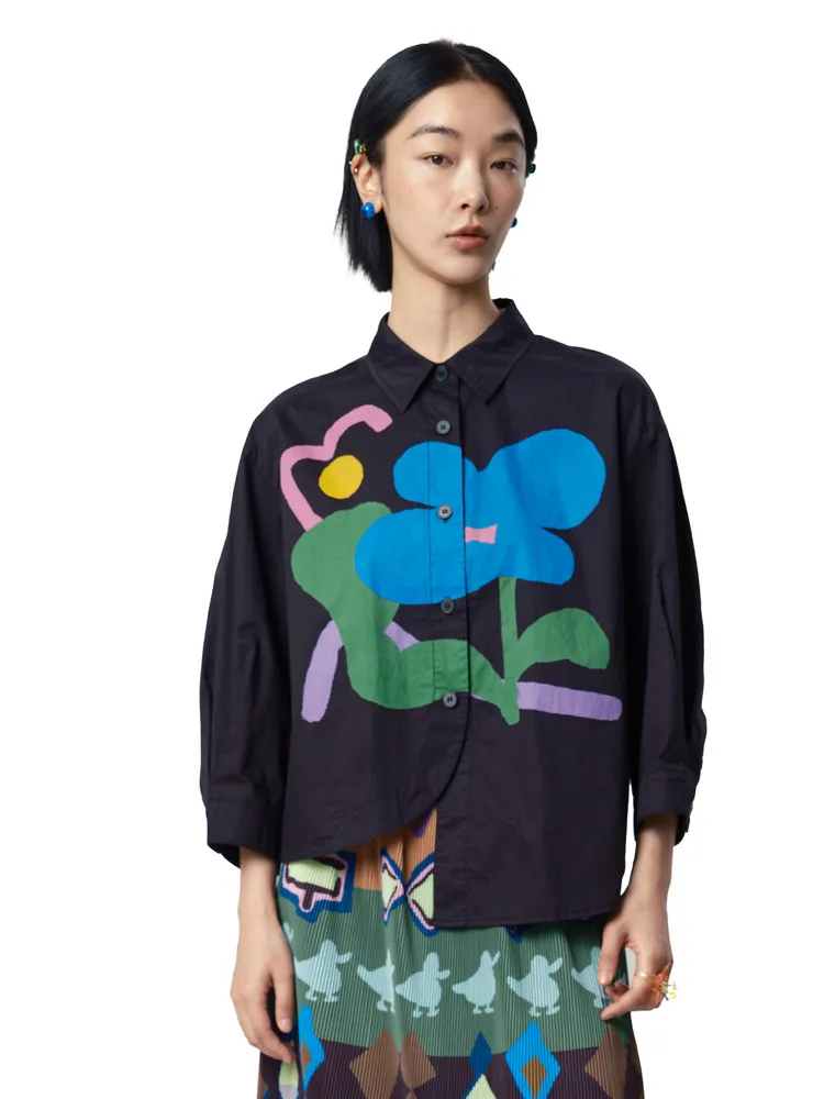 

MOVEUP Casual Long Sleeves Shirt 2026 Spring New Pure Cotton Cartoon Print Asymmetric Hem Pleated Design Top For Women 325120408
