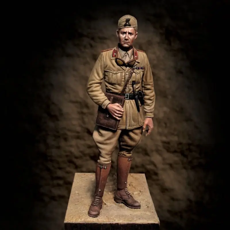 

1/35 Resin Model Figure GK， Unassembled and unpainted kit
