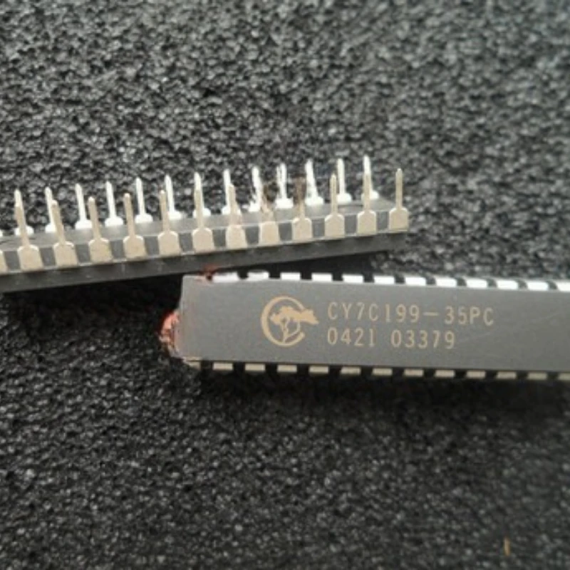

2PCS/LOT CY7C199-35PC IC SRAM 256KBIT PARALLEL 28DIP