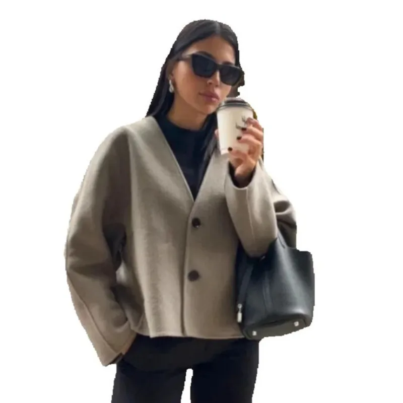 

JY Fashion solid color woolen jacket for female actors, long sleeved warm V-neck loose jacket, new women's street jacket