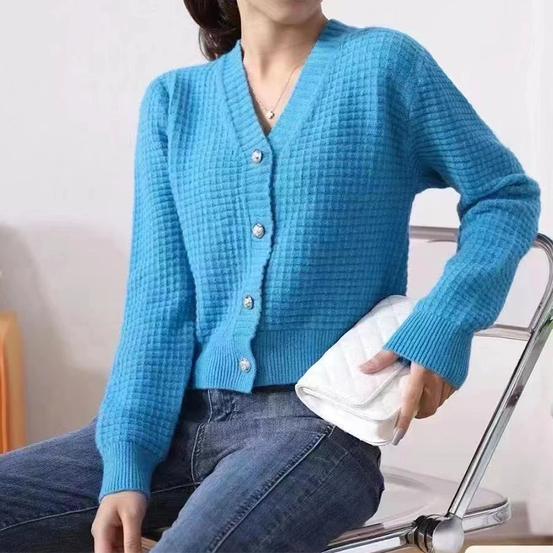 

HELIAR женский кардиган на пуговицах, вязаный свитер с длинным рукавом, однотонный повседневный свитер с v-образным вырезом, офисные женские укороченные топы