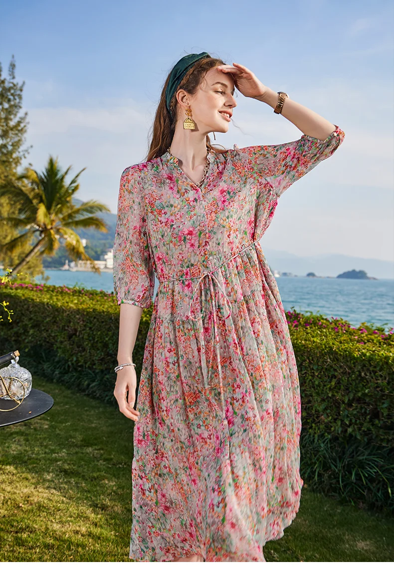 

Large size unique temperament silk dress for women Spring/Summer 2024 new mid length vacation A-line dress