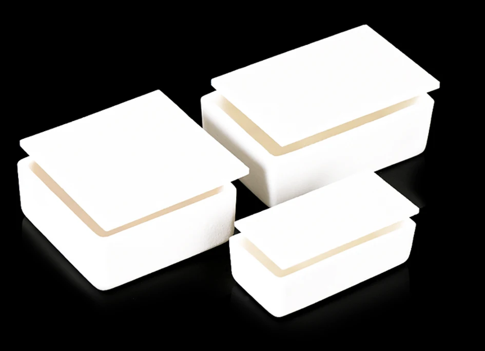 Quadratischer Tiegel aus 99% Aluminiumoxid mit konvexem Innendeckel, Seitenlänge ≥60mm, hochtemperaturbeständig, für Muffelofen-Sinterexperimente. – Detail 8