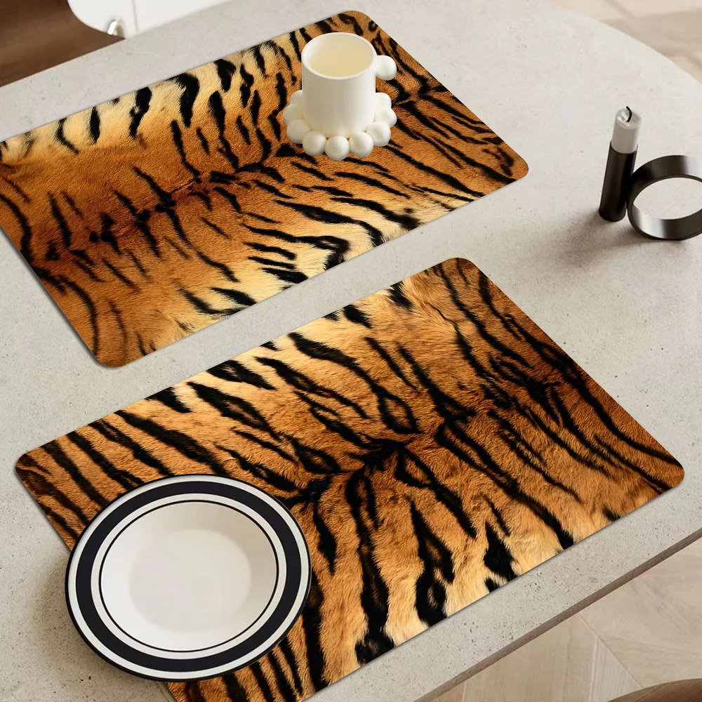 

Tiger Skin Table Drain Pad Tabletop Absorbent Draining Mat Tableware Mats Placemats For Table Decor