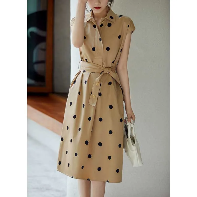 Moda tasche con risvolto fasciatura senza maniche a pois abiti Casual abbigliamento donna 2024 estate nuovo vestito longuette da pendolare allentato