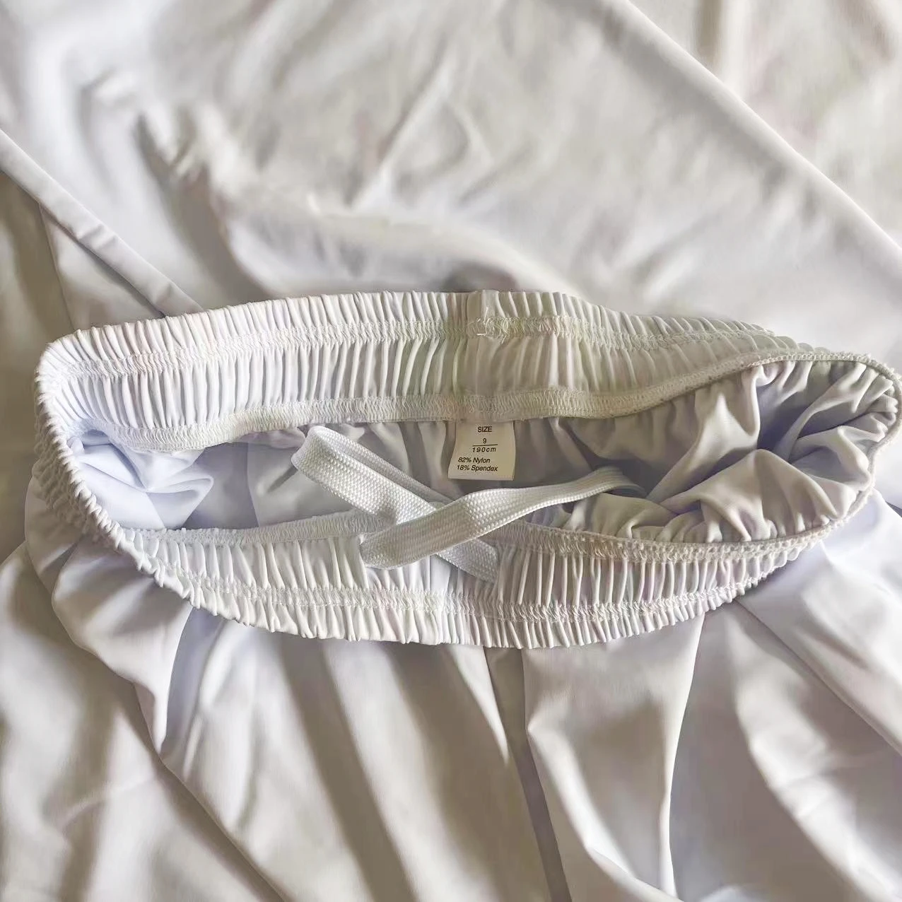 جديد حار بيع ضيقة زي التايكوندو التجفيف السريع لمط 110-200 سنتيمتر الاطفال الكبار أسود أبيض طوق المبتدئين دعوى