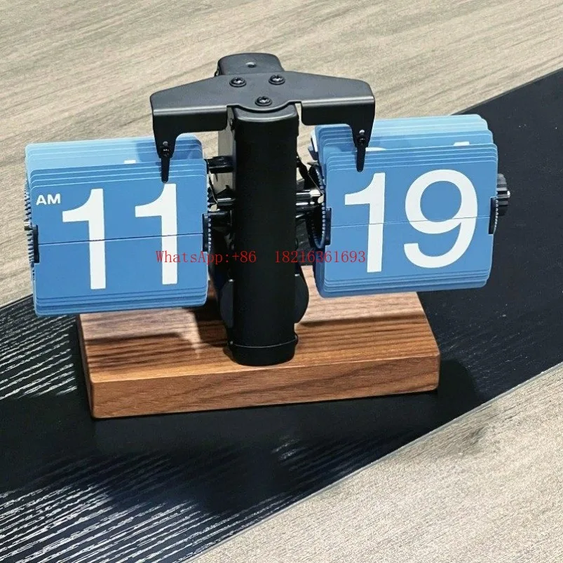 

Automatic page turning clock creative light luxury desktop ornament retro mechanical watch pendulum desktop digital clock