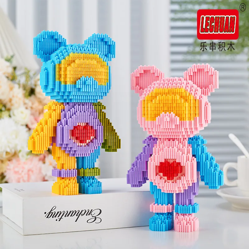 

Linkgo Bear Building Blocks LED Lighting Space Bear Assembly 3D Model Connection Mini Bricks Figure Toys For Christmas Gift