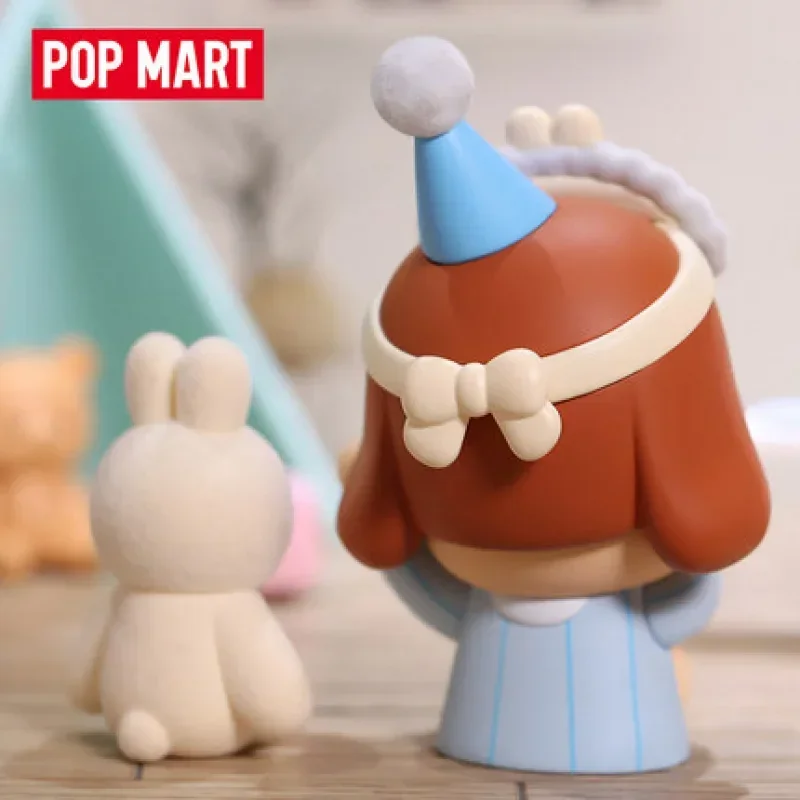 Popmart Crybaby الأزرق بيجامة مصعد سلسلة صندوق أعمى تخمين حقيبة صندوق غامض اللعب دمية لطيف أنيمي الشكل سطح المكتب جمع #1