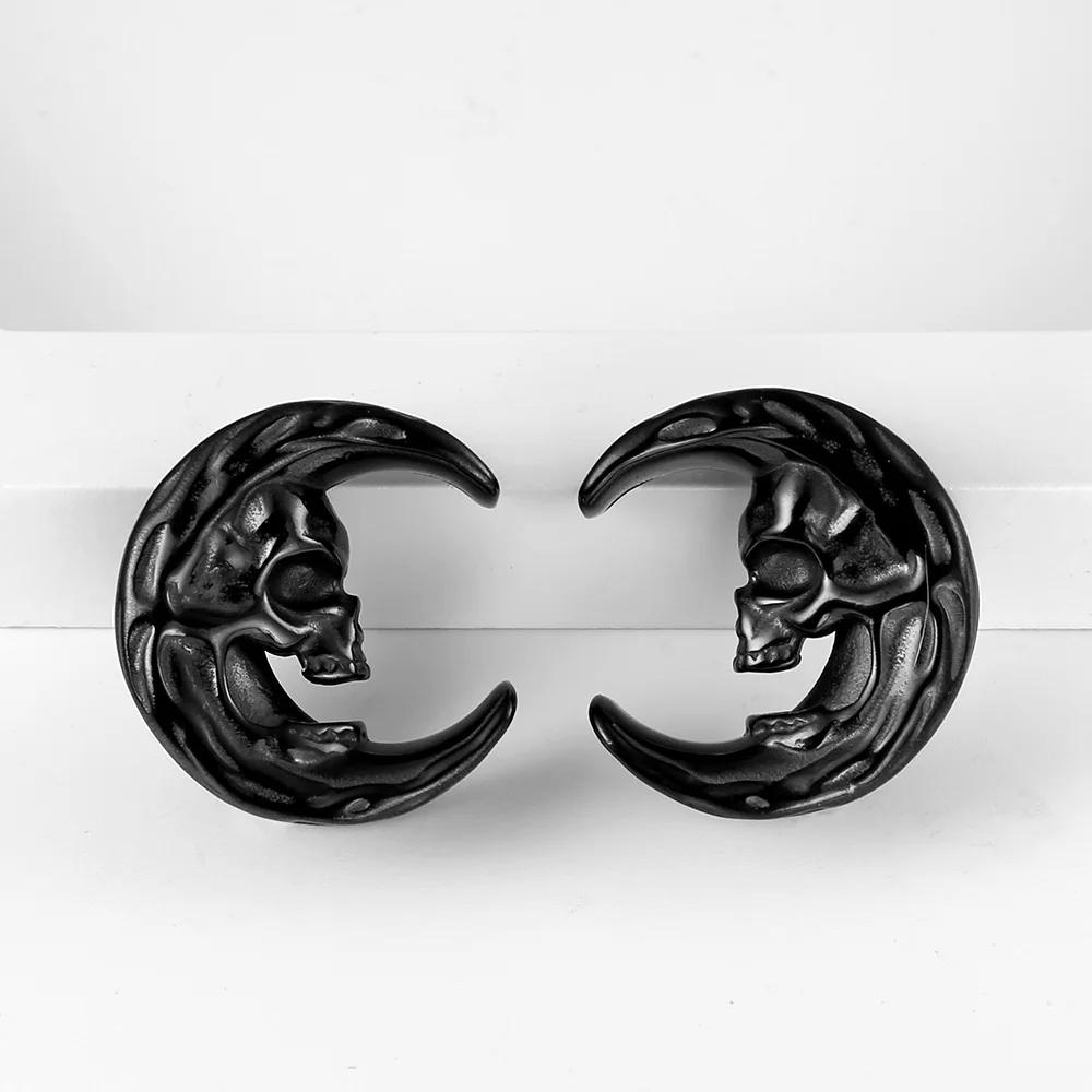 Casvort 2PCS 316 Stainless Steel Moon Skull Face Ear Tunnels Plugs Piercing Gauges Body Jewelry Stretched lobe Ear
