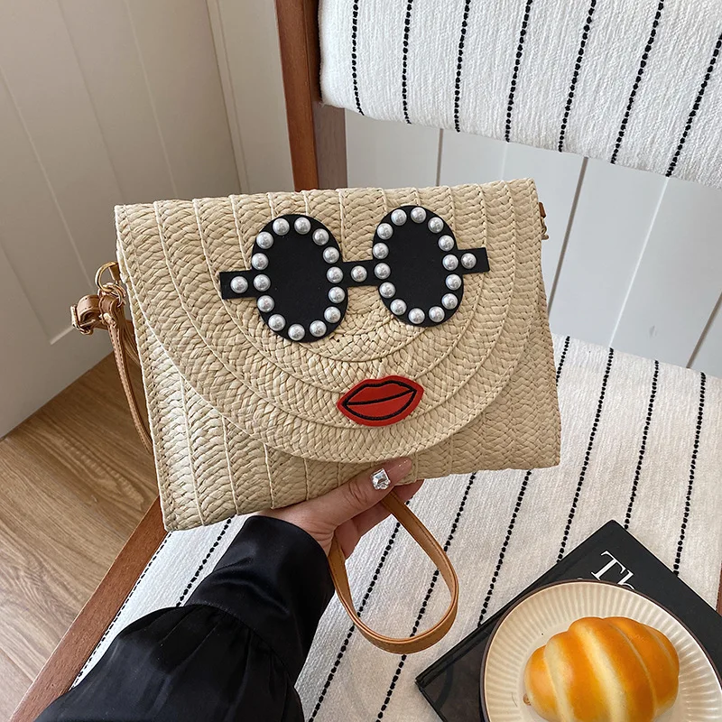 Handmade Straw Beach Shoulder Crossbody Bag Girls Envelope Woven Summer Small Hair Ball Cluth