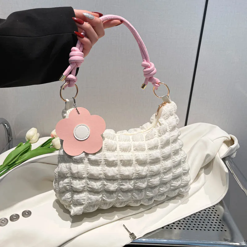 bolsa-feminina-sweet-2025-nova-moda-algodao-bolha-bolsa-de-ombro-Unico-estilo-dumpling-versatil-para-o-dia-a-dia