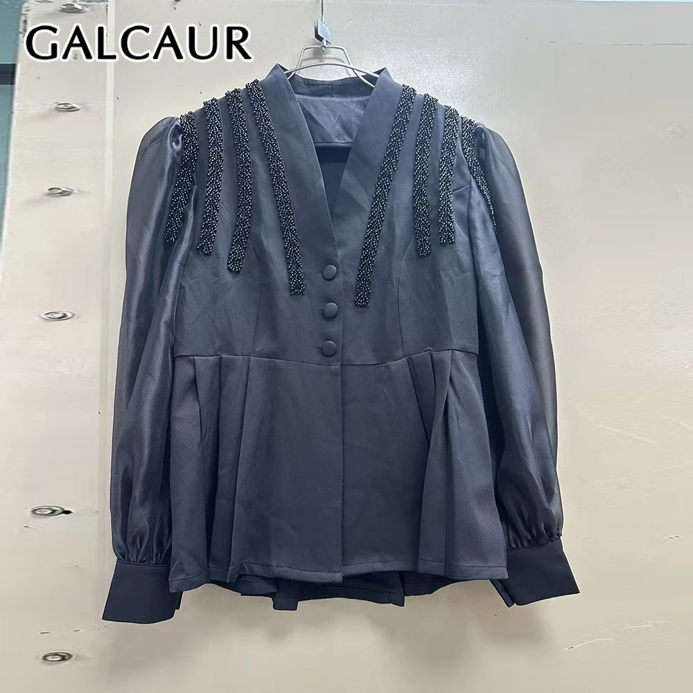 

GALCAUR однотонная шикарная рубашка с бисером, женская рубашка с v-образным вырезом и длинным рукавом, свободные элегантные дизайнерские женские рубашки, осенняя мода, новый стиль