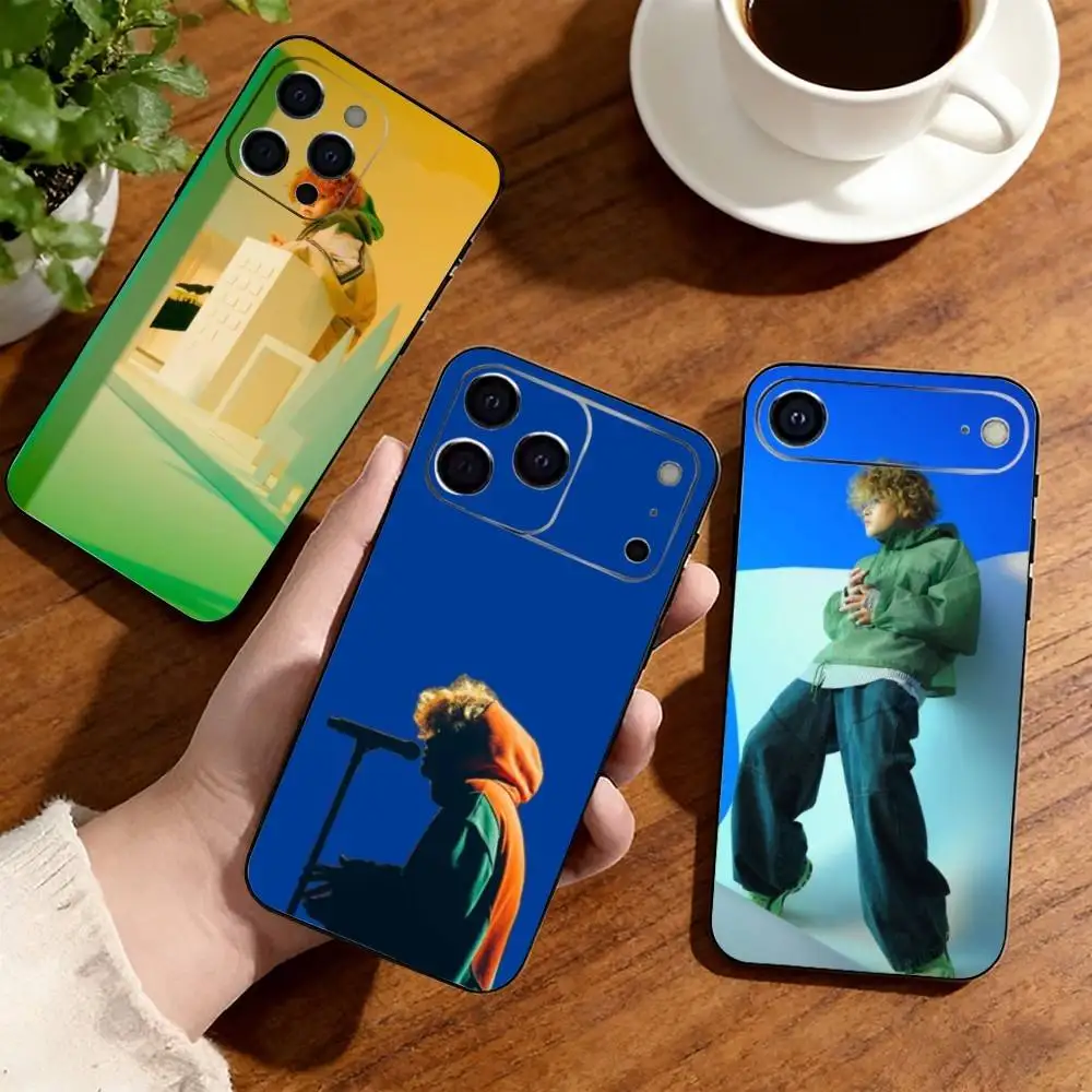 

Japanese Urban Aesthetic Phone Case For iPhone17,16,15,14,13,12,11 Plus,Pro Soft Silicone Black Cover