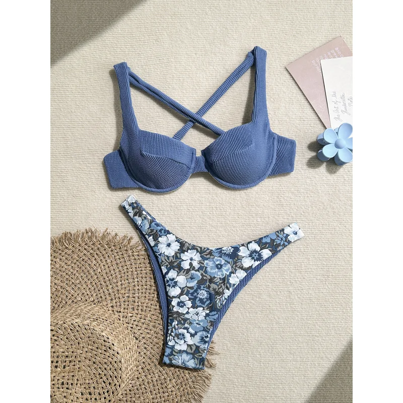 Nuova striscia a bolle morbida imbottita con ferretto, collo a cuore, cravatta posteriore, bikini in due pezzi, moda estiva da spiaggia