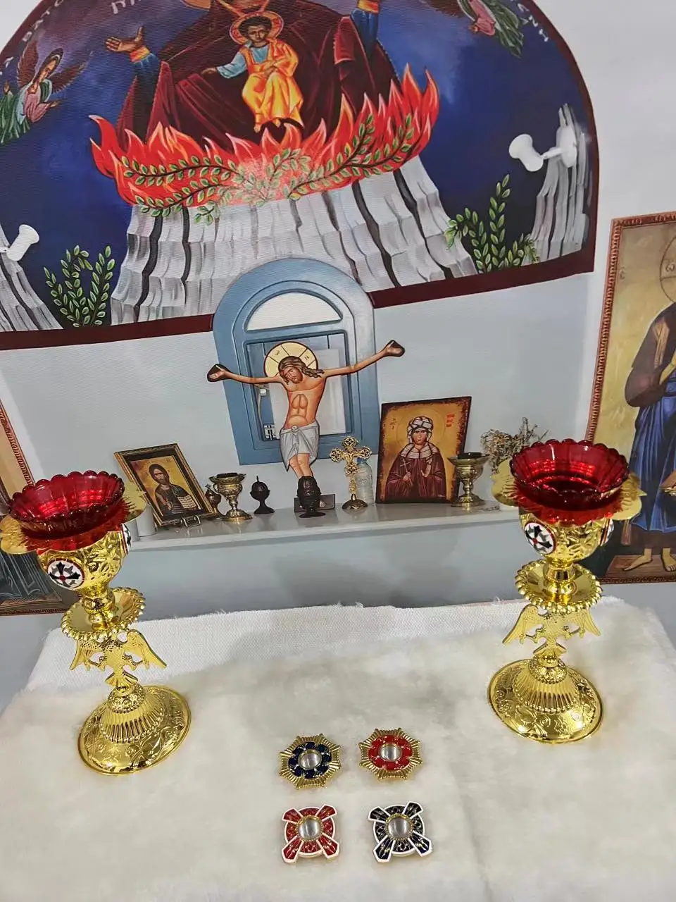 HTISOK Katholisches Reliquienbehältnis aus Zinklegierung, Jesus Christliche Dekoration, Religiöse Utensilien für Kirchenrituale, Katholische Reliquienbox – Detail 1