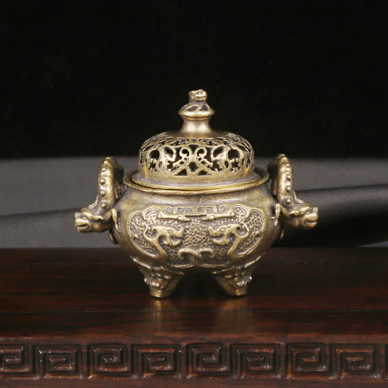 Brass Chi Dragon Incense Burner Tabletop Ornament Double Dragons Three-Legged Tripod Sandalwood Incense Burner Antique Craftwork