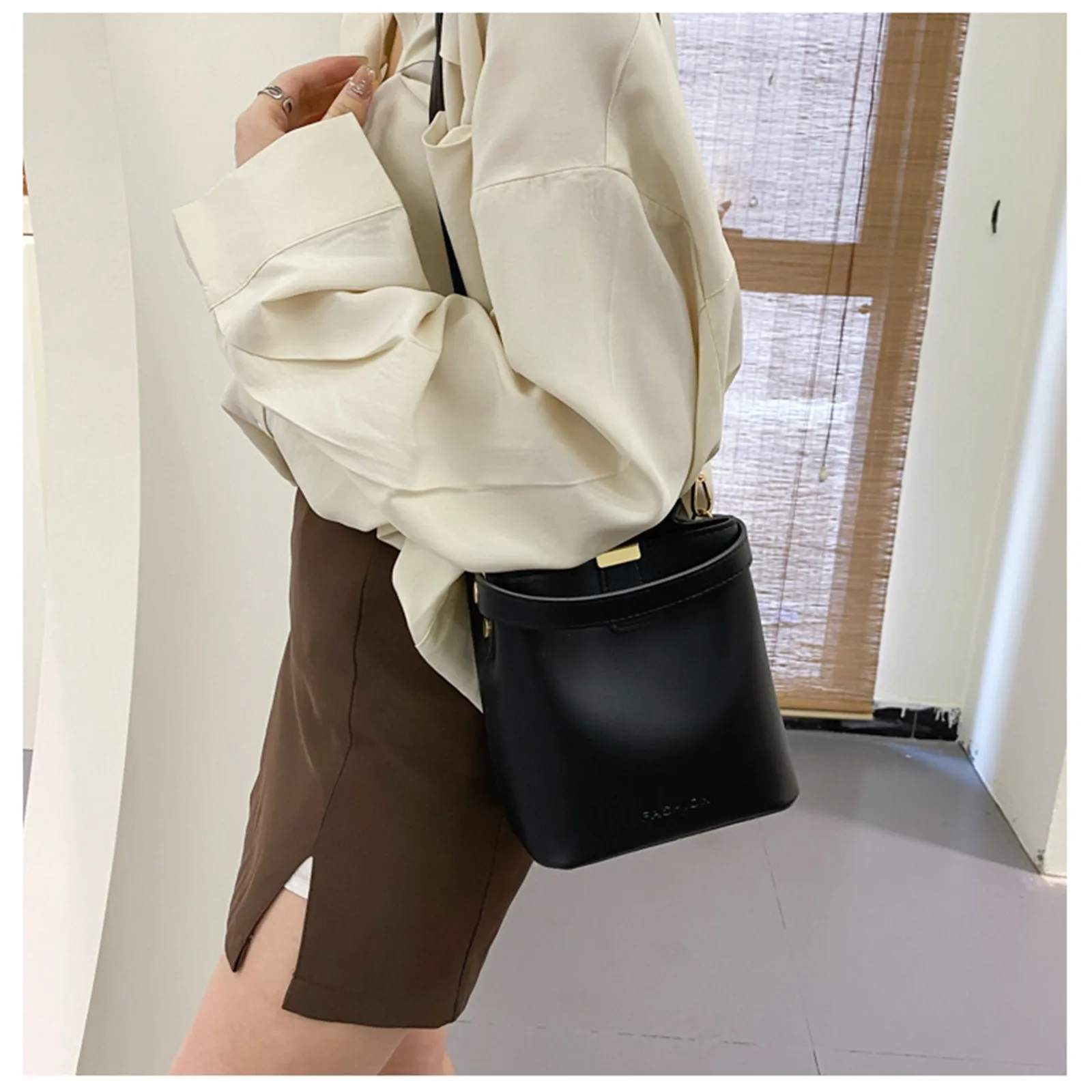 Women PU Leather Bucket Bag Casual Magnetic Buckle Handbag Fashion Simple Messenger Bag High-end Women Solid Color Shoulder Bag