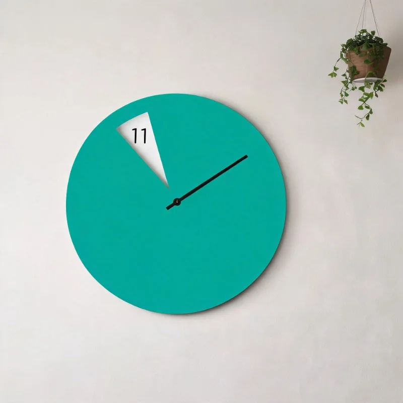Nordic Simple Wall Clocks Luxury Elegant Wall Clocks Creative Fanshaped Hollow Silent Clock Modern Living Room Decoration