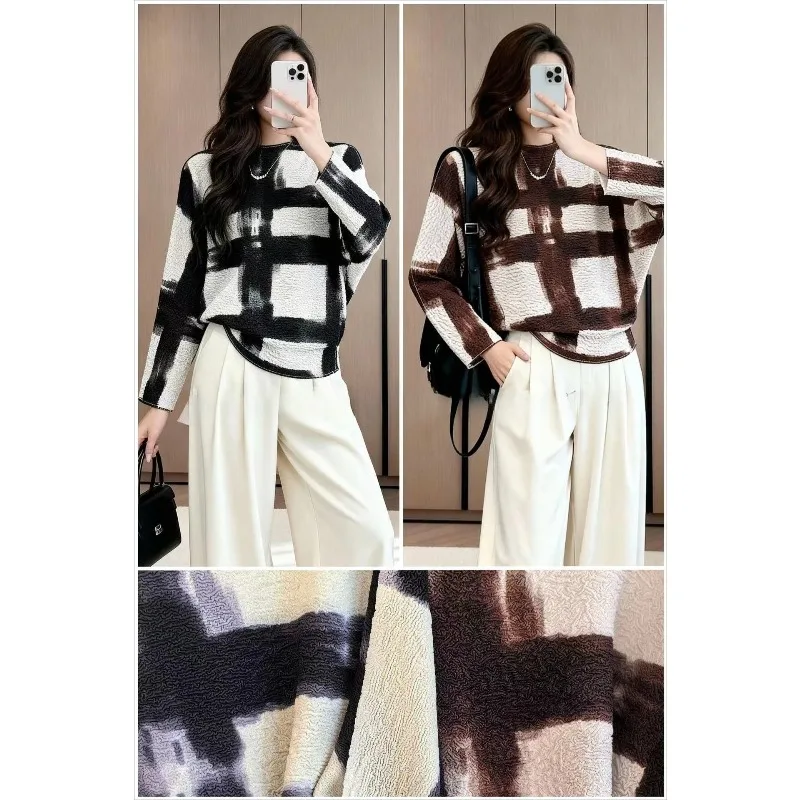 

Miyake Pleated 2025 Autumn and Winter New Bat Long-sleeved Plaid Pleated Bottoming Shirt Loose High-class Feeling T-shirt Tops