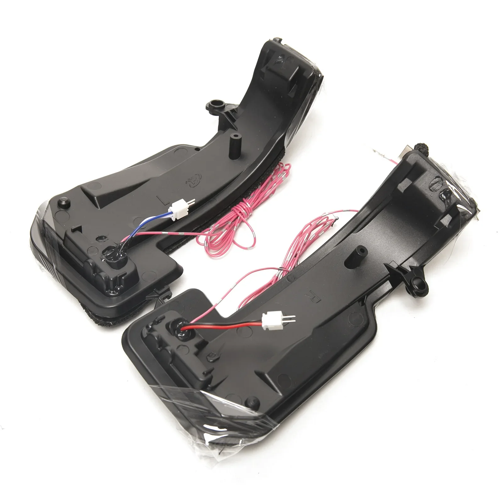 Side Mirror Turn Signal Blinker For Toyota Land Cruiser FJ 2026 Car Rearview Mirror Led Yellow Flowing Turn Signal Modification detail image 3