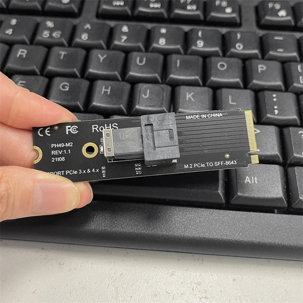 

Карта преобразователя M.2 NVME в U.2 Карта адаптера M.2 NVME M.2 PCIe в SFF8643 Поддержка SSD 2230/2242/2260/2280