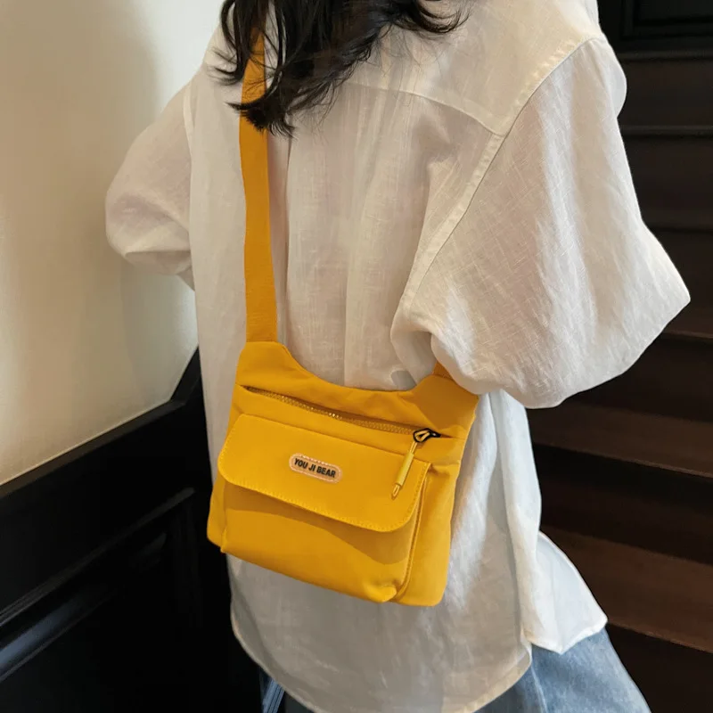 

2023 Новая минималистичная холщовая сумка через плечо для женщин, однотонная сумка через плечо, повседневная шикарная сумка-тоут, стильная и универсальная ​