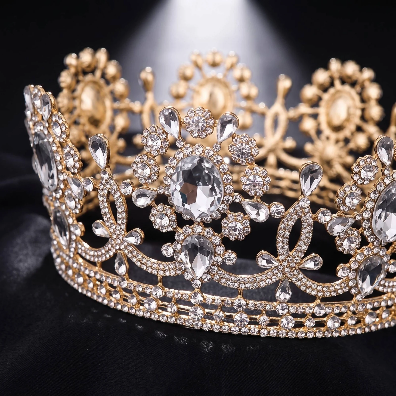 Bridal Crown Elegant Bridal Tiara Headpiece Glittering Hair Jewelry Openwork for Brides, Weddings, Pageants view 3