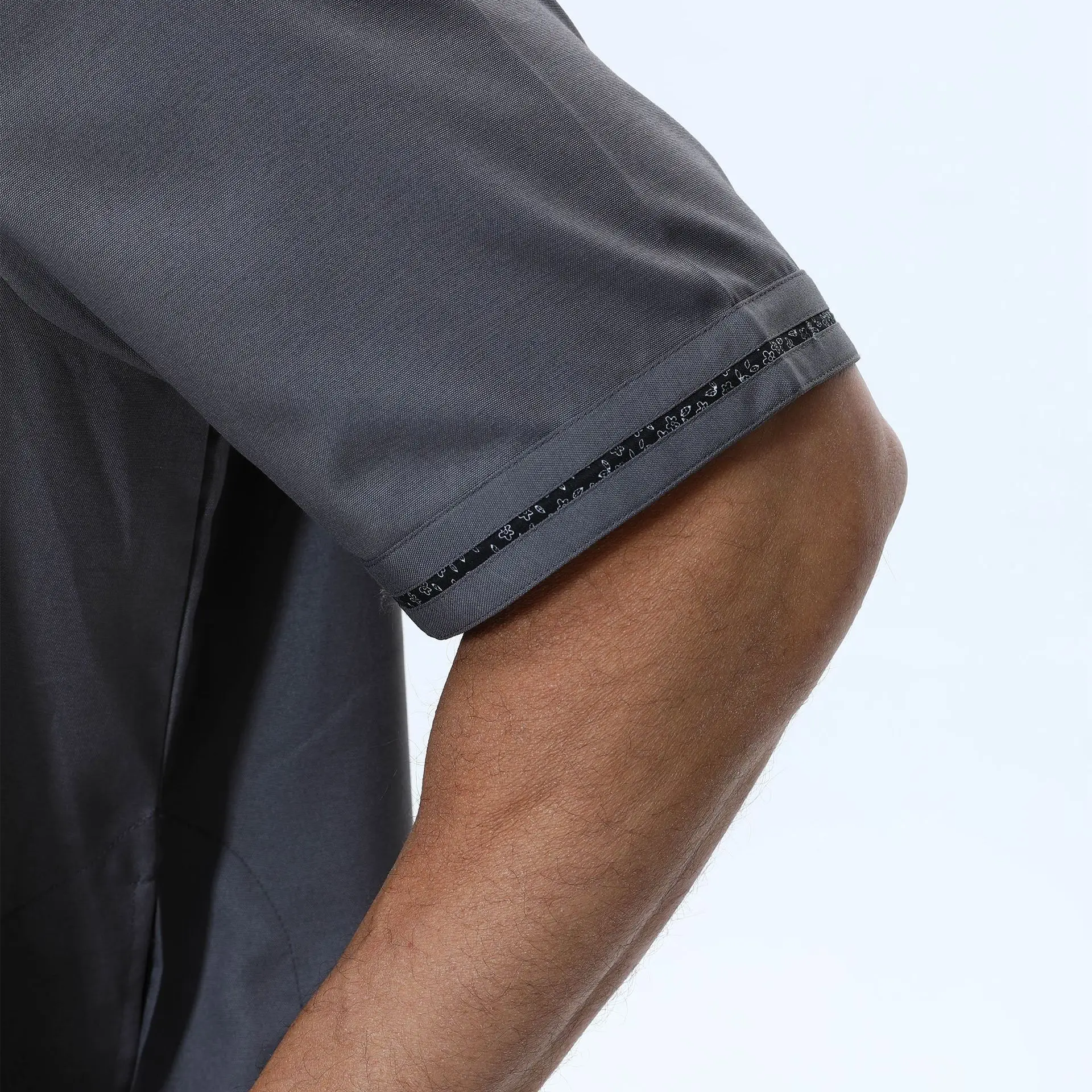 Jubah Pria Muslim Lengan Pendek Jubba Thobe Eid Djellaba Pakaian Islam Turki Kaftan Thobes untuk Pria Abaya Daffah Dishdasha