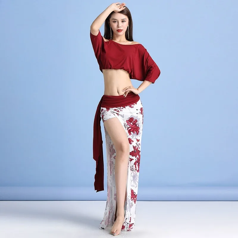 Aangepaste buikdanskostuums dames nieuwe sexy bedrukte split oefenprestatiekostuum oosterse dansset