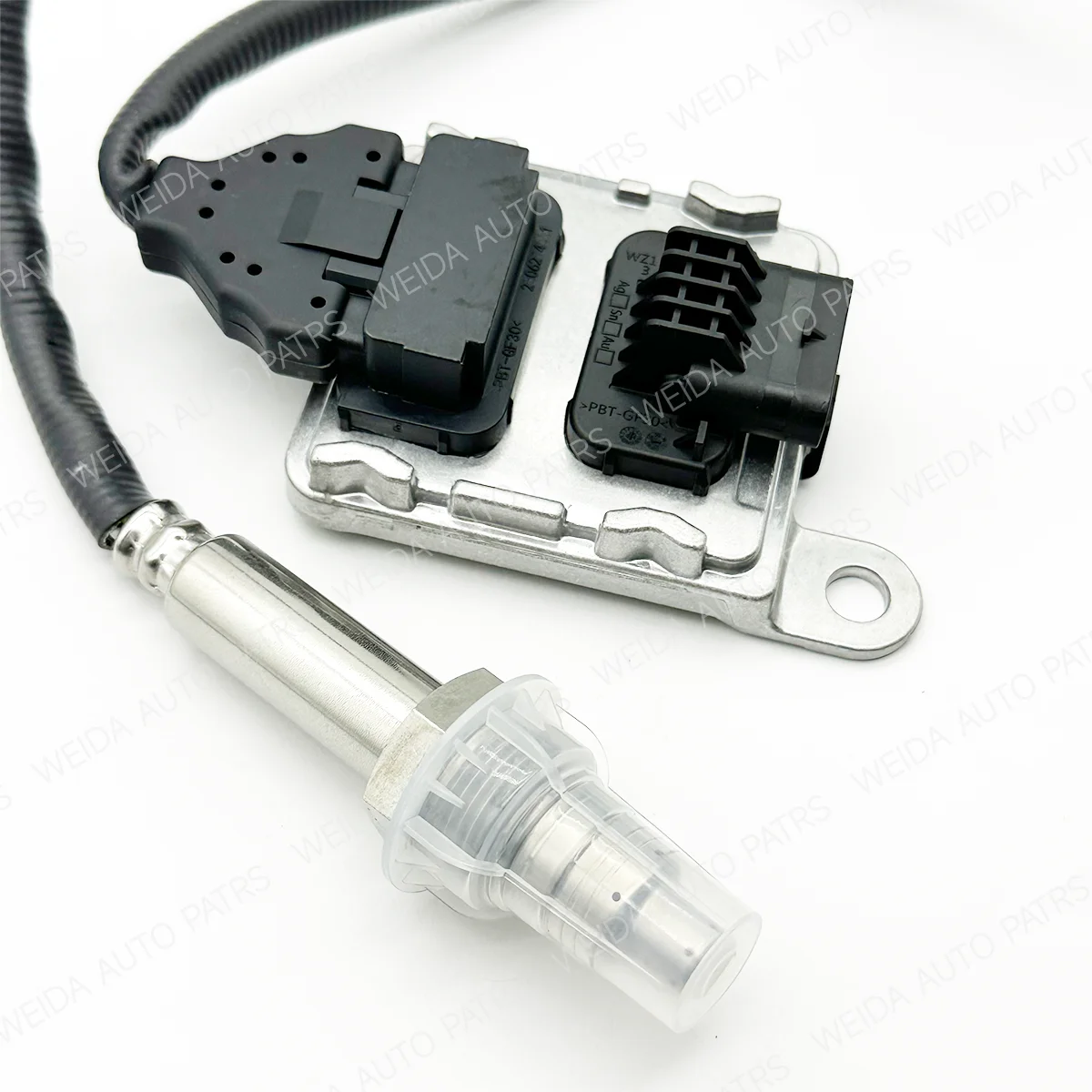 

A0009058011 Original New Nitrogen Oxygen NOx Sensor 12V For Mercedes-Benz W167 W205 W213 W222 W238 W257 W447 W463 w907 W910