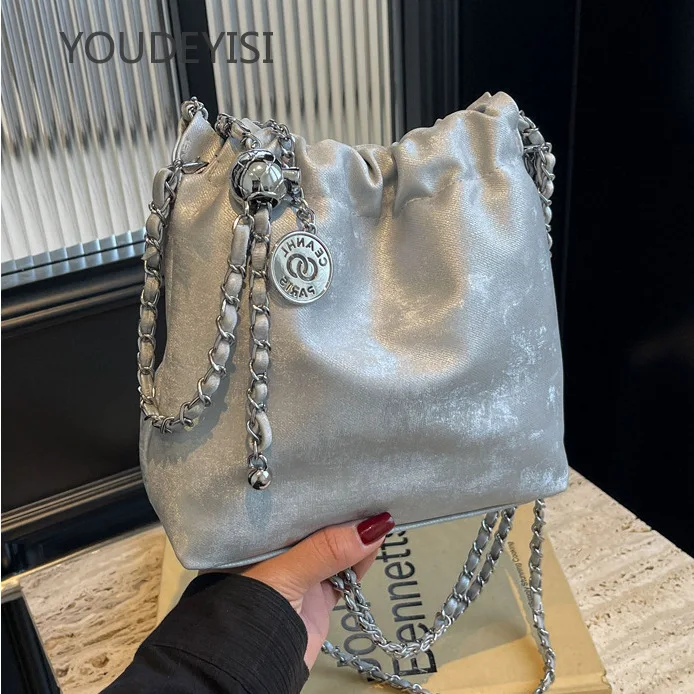 YOUDEYISI 2024 French minority pleated underarm bag female tide shoulder bag fashion minimalist chain bucket bag