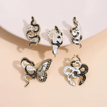 5 TEILE/SATZ Lustige Schmetterling Schlange Emaille Pins Schwarz Weiß Sonne Mond Wicklung Brosche Revers Abzeichen Gothic Tier Schmuck Geschenk Großhandel