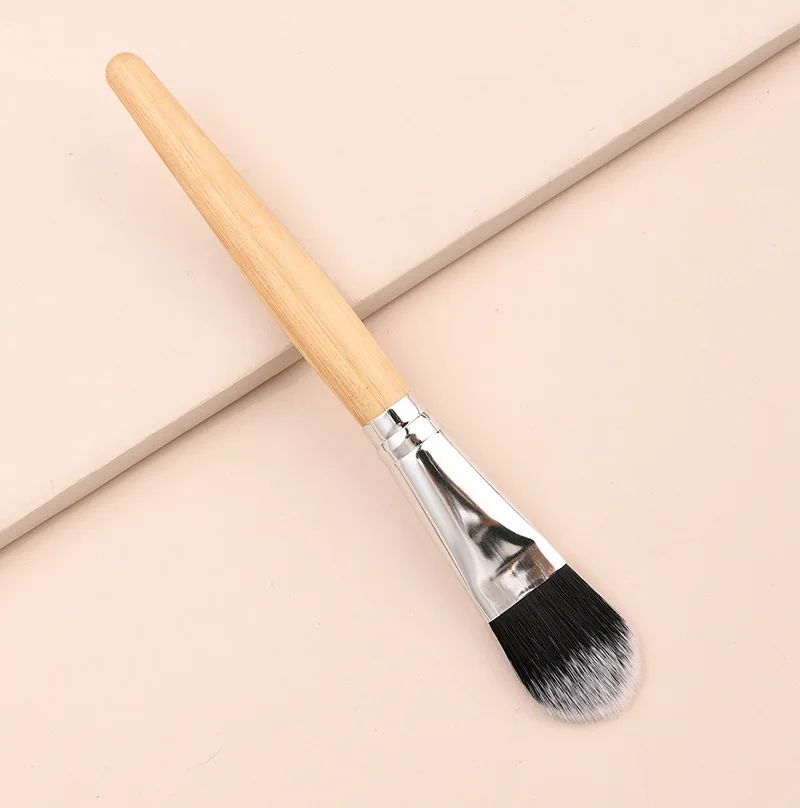 Pennello per ombretto Occhi sintetici Ombre Ombra Trucco Cosmetici Strumento di bellezza Applicatore Manico in bambù Pennello per maschera facciale Capelli in fibra
