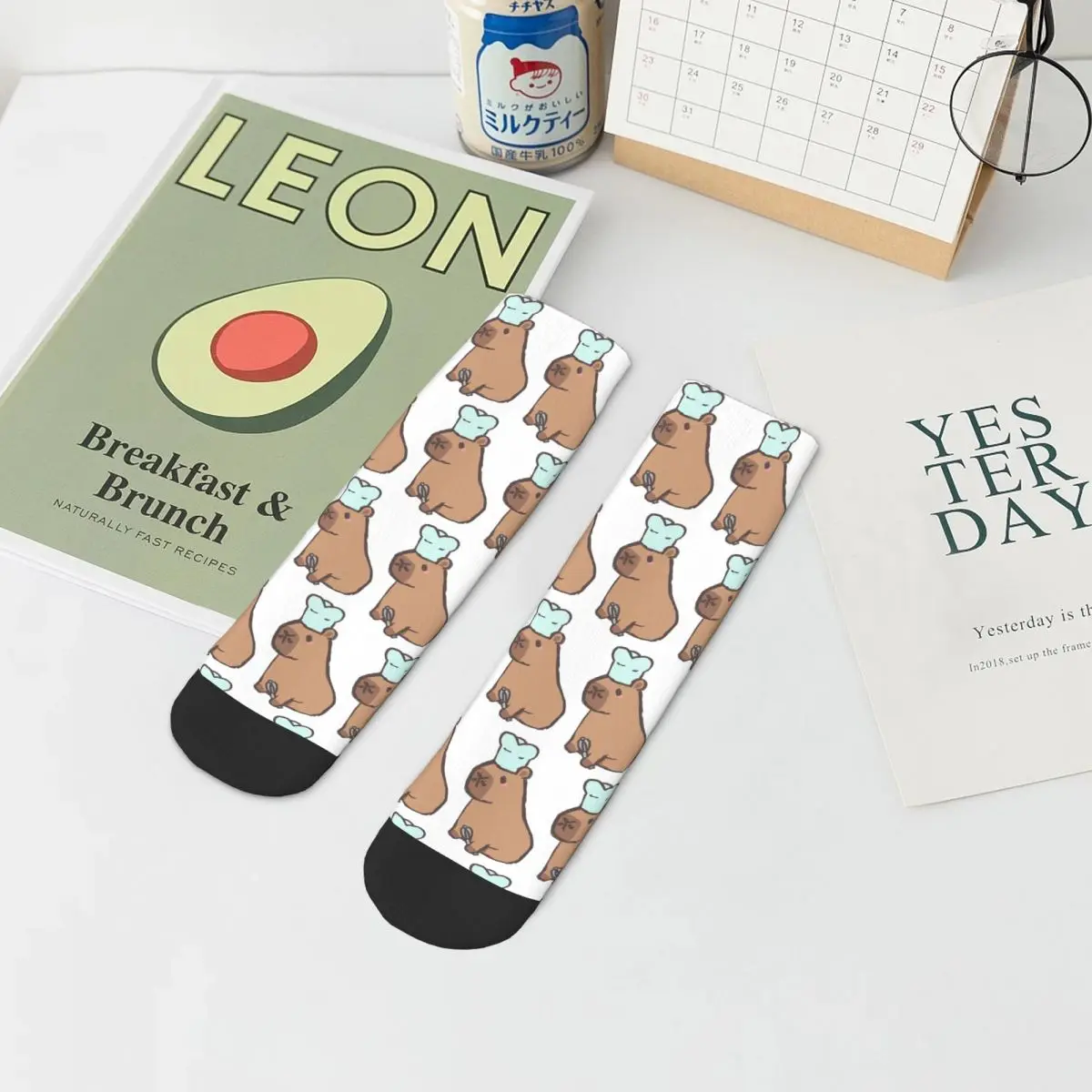 Calcetines de Chef Capybara, medias absorbentes del sudor Harajuku, calcetines para todas las estaciones, accesorios para regalo de cumpleaños para hombre y mujer