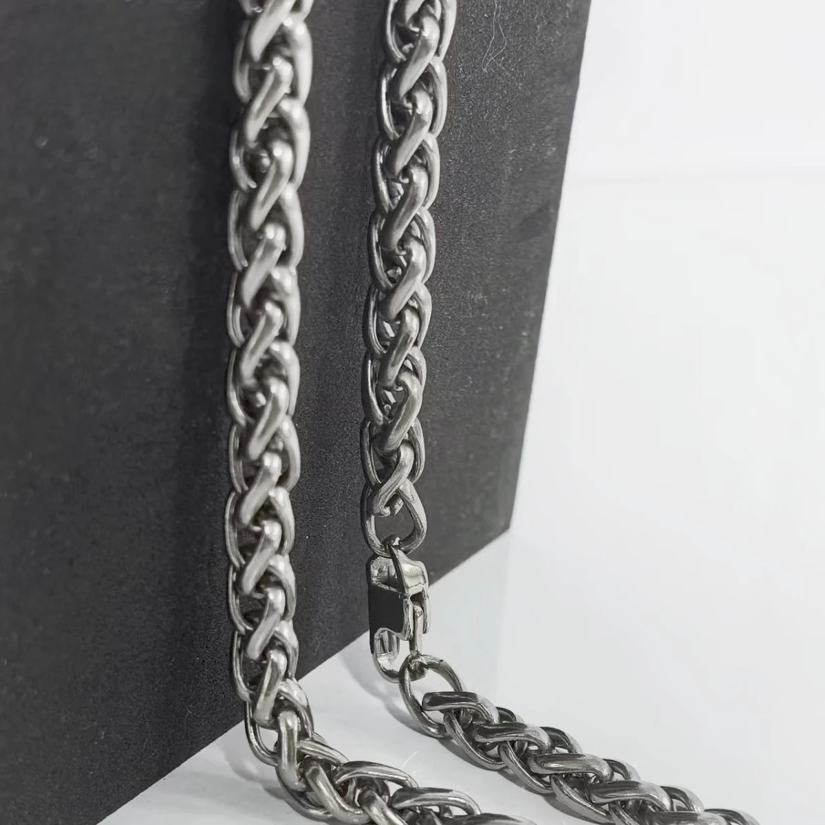 

New TA1 Pure Titanium Keel Link Necklace Bracelet for Men Retro Rope Twist Chain Wheat Personalized Men And Women Sweater Chain