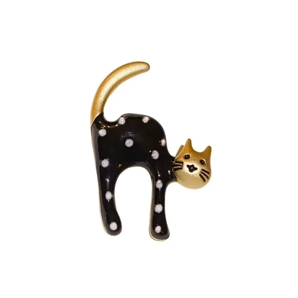 Fashion Cute Kitten Cat Brooches Black White Cartoon Brooch Pins Enamel Animal Clothing Fixing Pins For Men Women