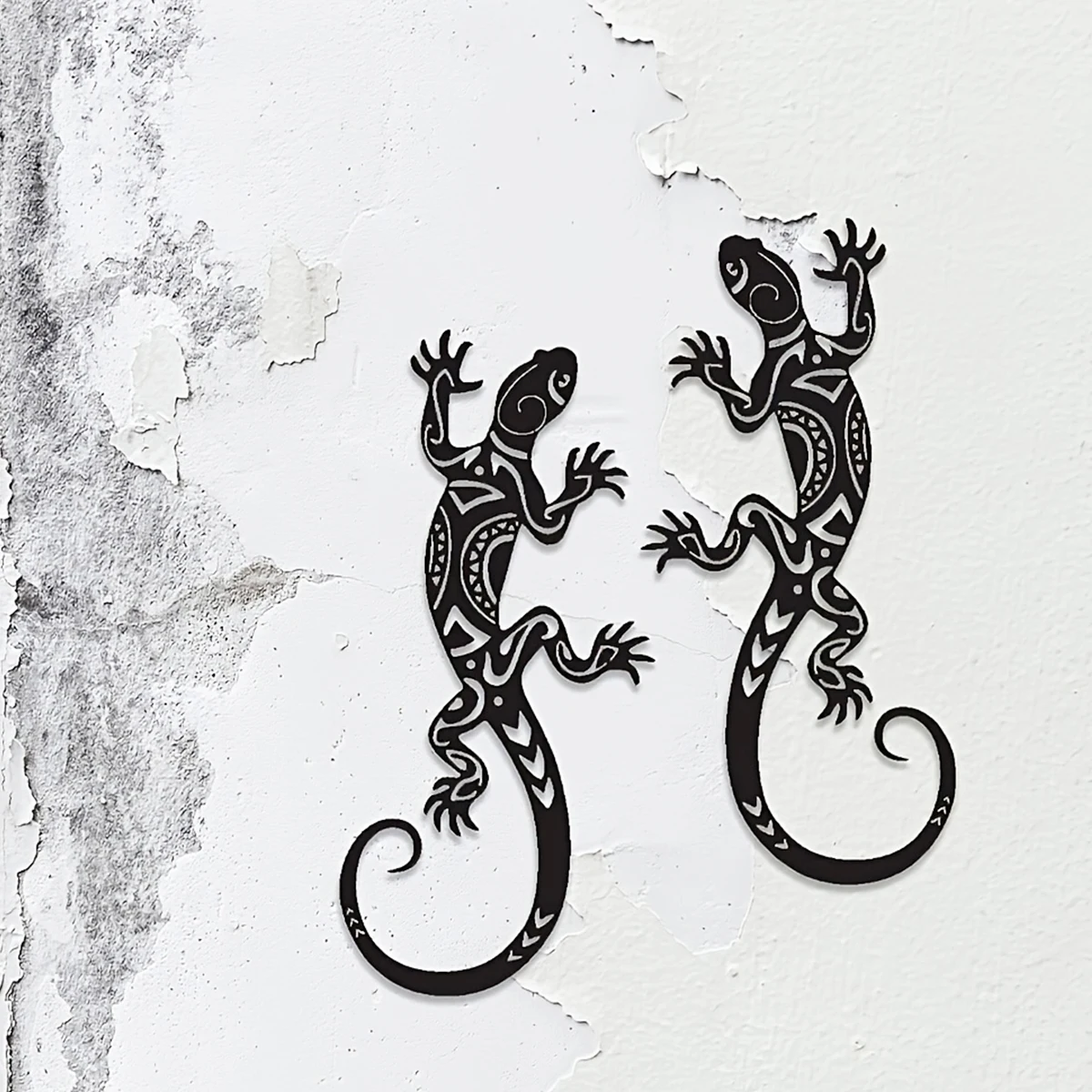 2Pc Iron Art Gecko Wall Decor, Metal Lizard Wall Decor, Salamander Indoor and Outdoor Decoration, Unique Reptile Decor for Home and Garden