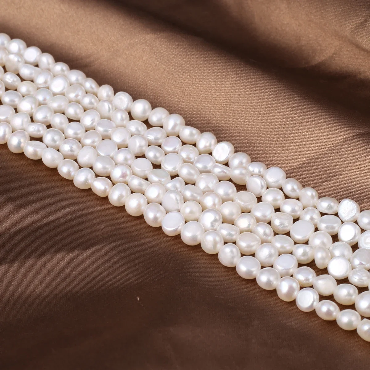 

Natural Freshwater Pearl Oblate Shape White Mother of Pearls Beads DIY Jewelry Making Necklace Earrings Bracelet Accessories