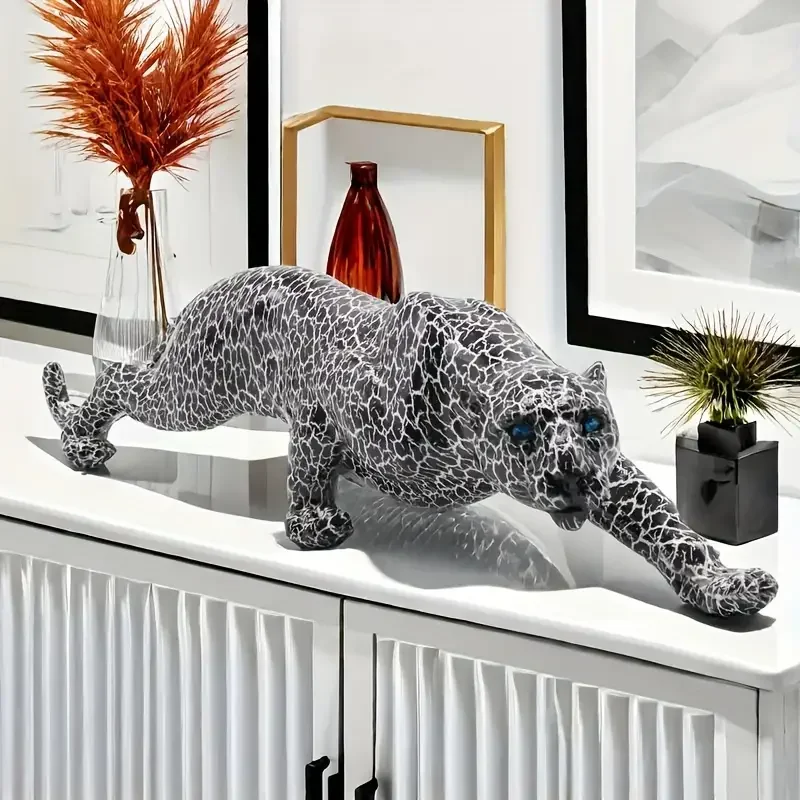 Resin Cheetah Fiugrine Modern Creative Leopard Decorative Sculpture Panther Statue Home Bar Living Room Study Room Decor Gift