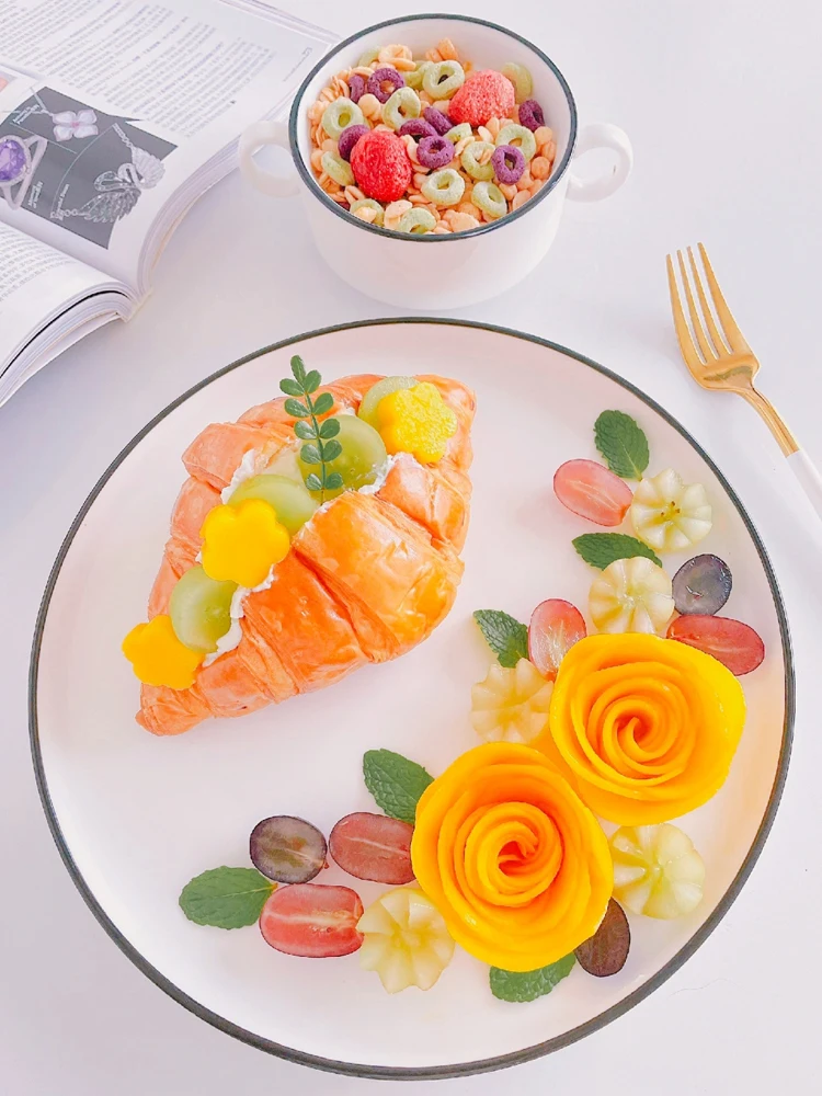 

Машина для нарезки овощей/картофеля кубиками/ломтиками/соломкой (автоматическая)