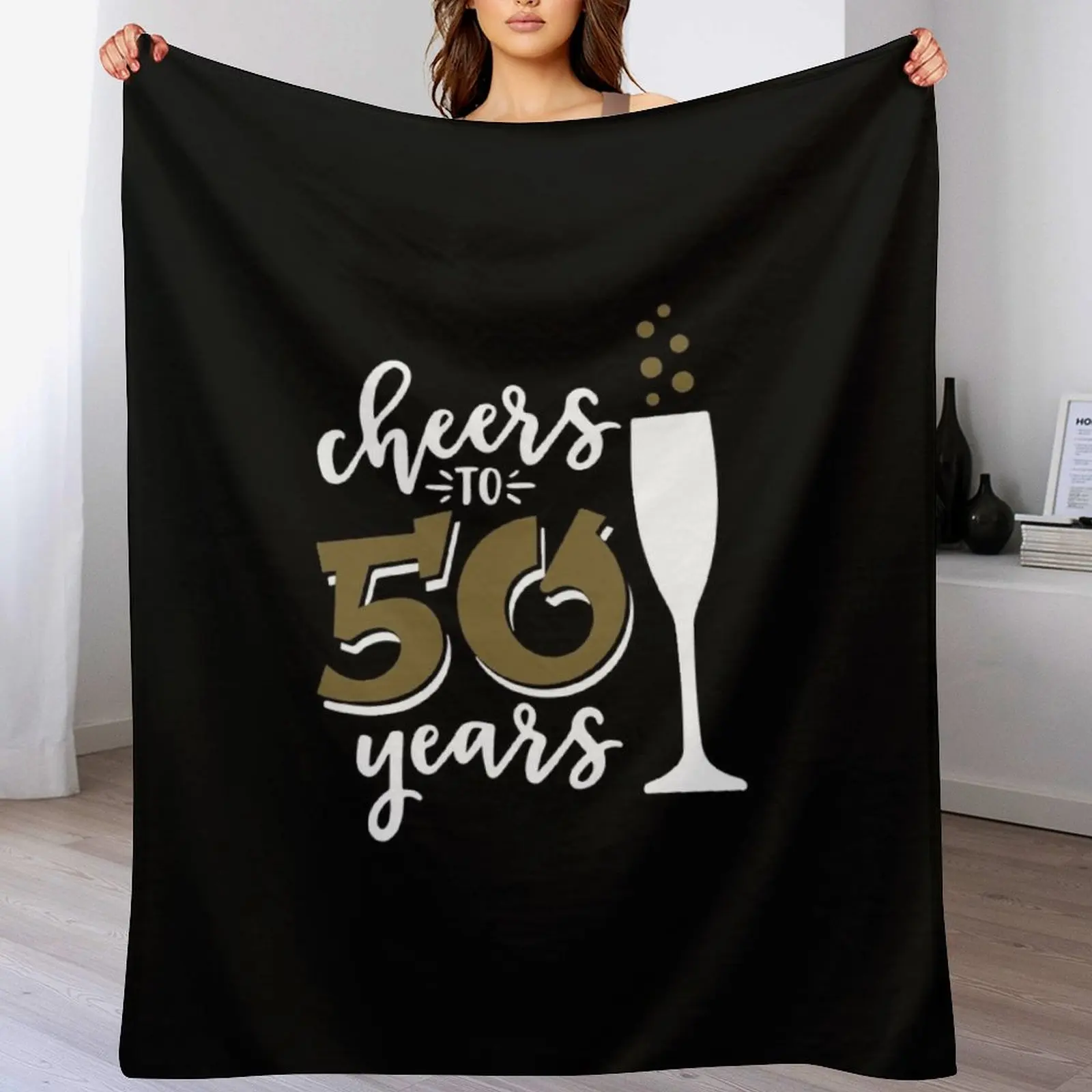 

Cheers to 50 years birthday men women Of birthday Vacation Inspiration Joy Mood Throw Blanket Bed Flannel Blankets