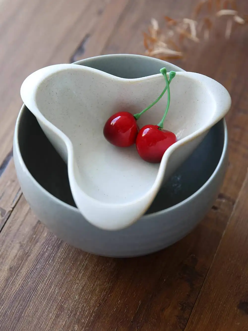 Japanese Imported Mino Ware Multi-Purpose Two-Piece Set, Nut Snack Fruit Bowl, Creative Ceramic Bowl
