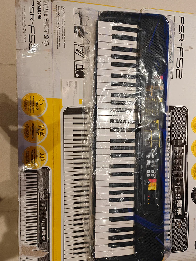 Second hand Genuine Yamaha PSR-F52 Portable Keyboard, No Quality Issues, Fully Functional, the Outer Packaging Box is Da