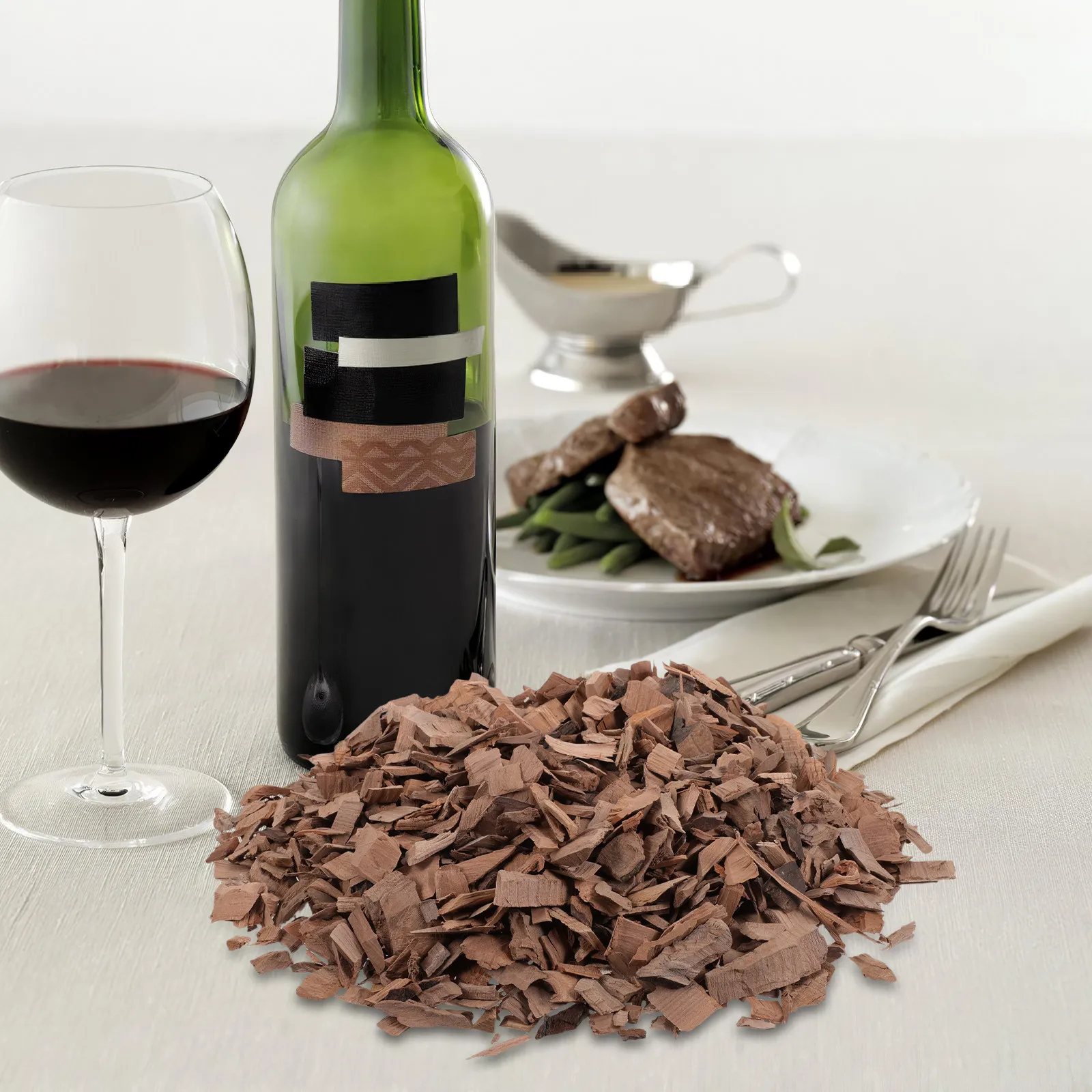 

Древесные чипсы из французского дуба 500 г, средней обжарки, для пивоварения, улучшения выдержки красного вина, виски, копчения барбекю