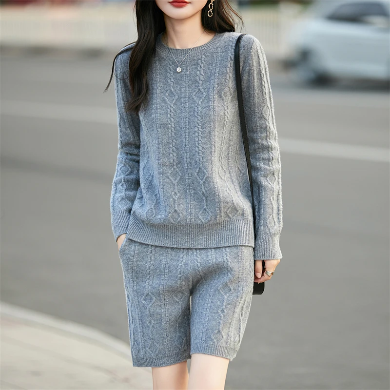 Round neck sweater knitted cashmere sweater shorts fashion two-piece Joker Jacquard loose