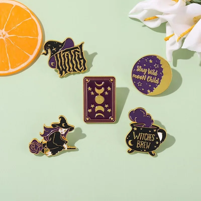 Custom Halloween Witch Enamel Pins Magic Book Card Brew Punk Brooches Backpacks Lapel Badges Jewelry Gifts for Friends Wholesale