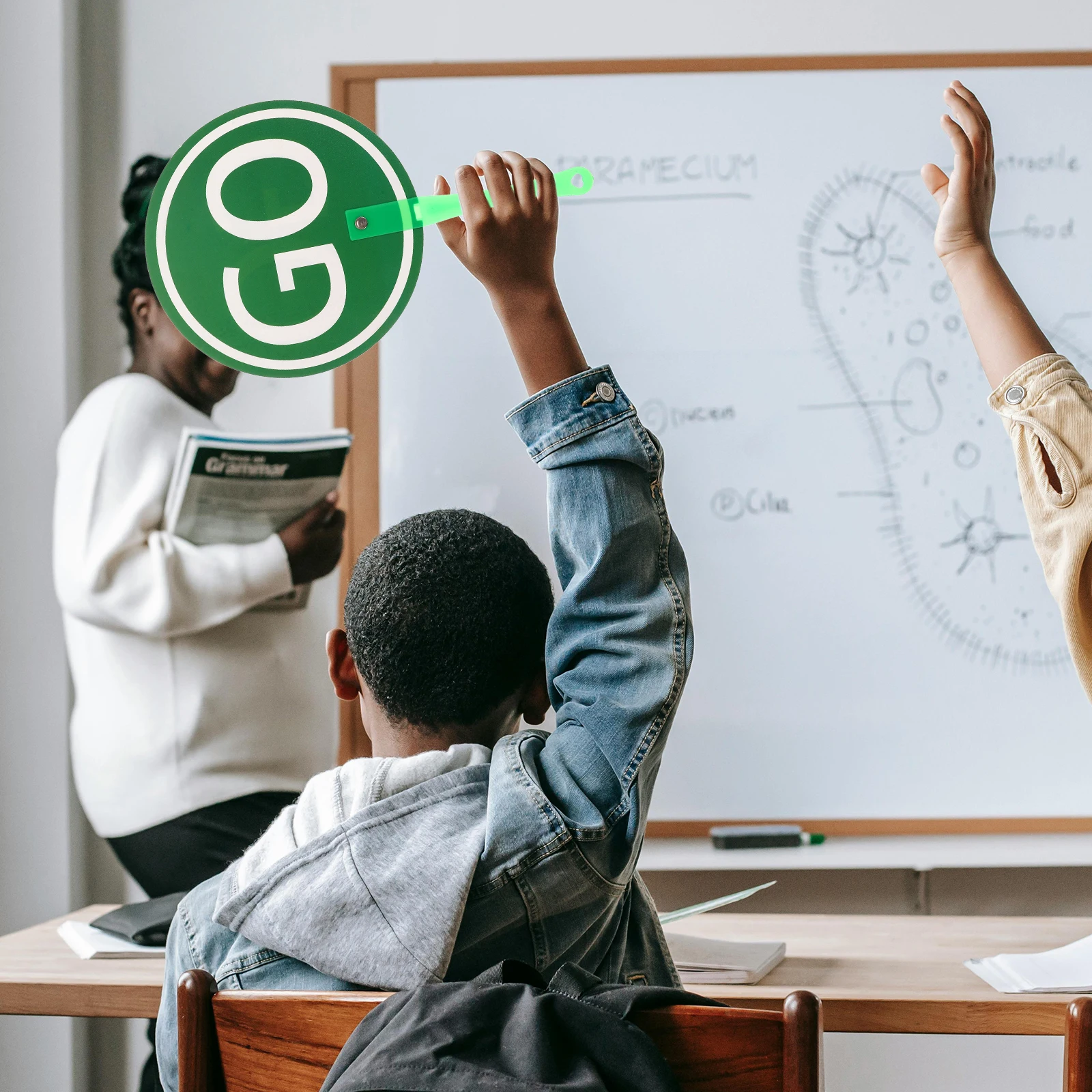 

Ручные весла Go для учителей в классе, многоразовые доски для судей, яркие цвета, легкий инструмент для взаимодействия студентов, отвечающий ответа