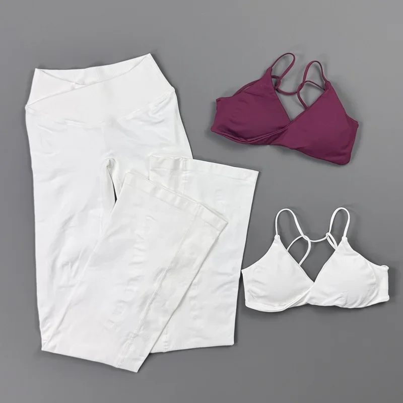 2-teiliges Fitness-Set für Damen: Sport-BH mit Trägern und Yoga-Hose mit überkreuztem Bund, Po-Lifting-Effekt, Bootcut-Leggings für Pilates und Workout – Detail 6