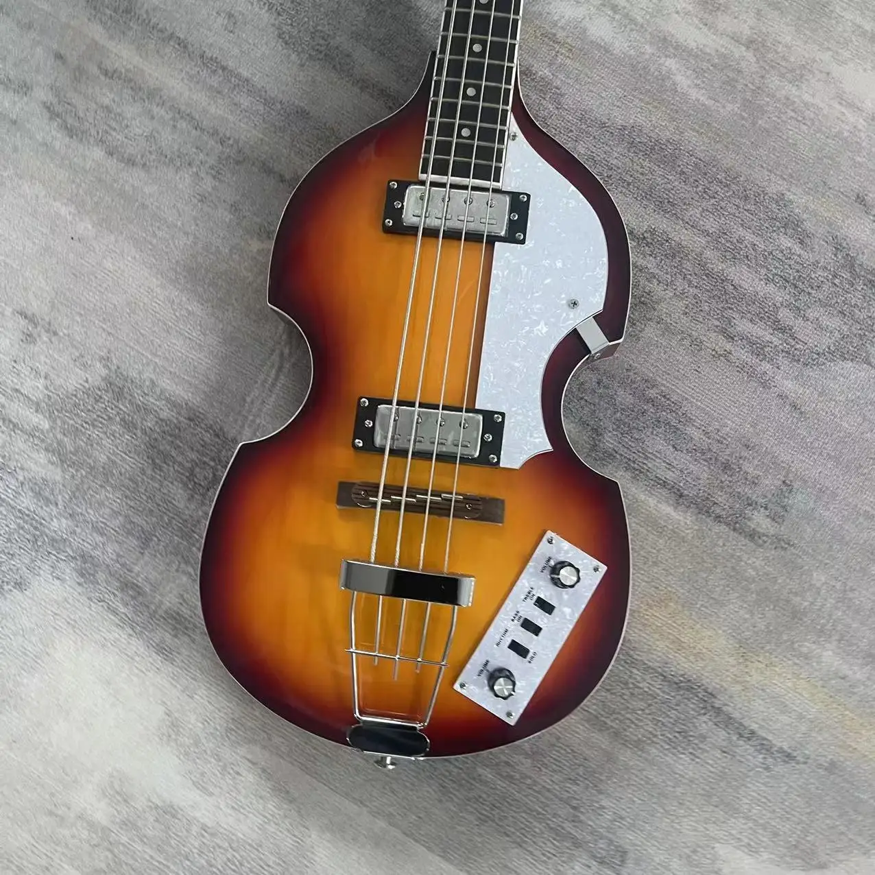 BBT Bass 4-String Integrated Electric Bass, Sunset Color Body, High Gloss, Rose Wood Fingerboard, White Pearl Guard, Bass Pickup